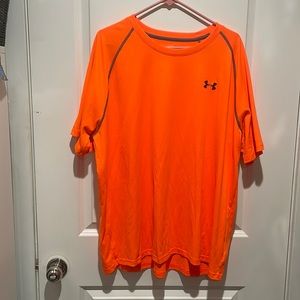Men’s under Armour loose fit T-shirt